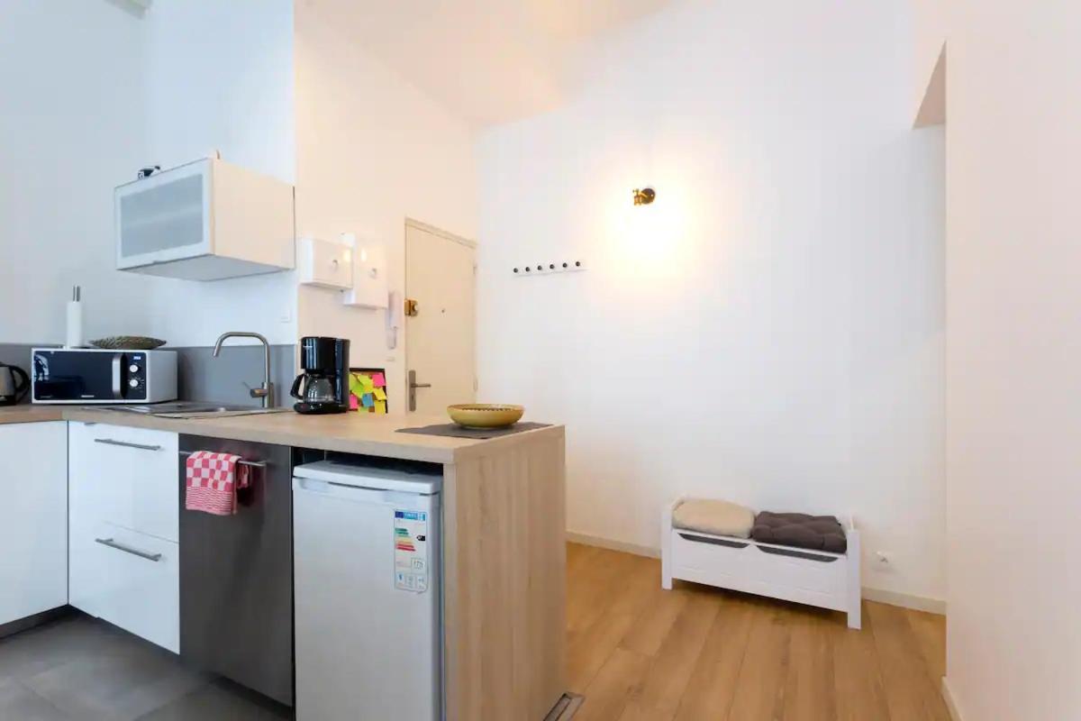 Magnifique 2 Pieces - Plein Centre - Tram 1 Min Apartment Montpellier Bagian luar foto